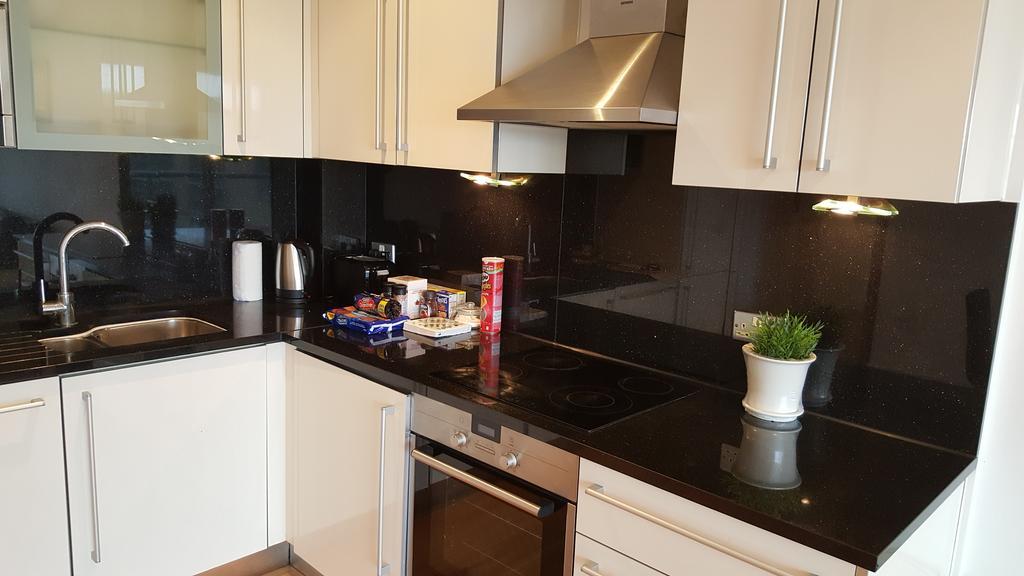 East Croydon Apartments - Just 3 Mins Walk To East Croydon Station Bagian luar foto