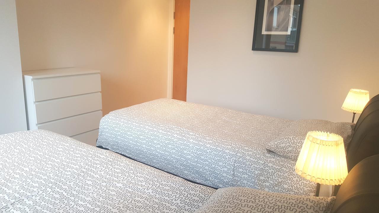 East Croydon Apartments - Just 3 Mins Walk To East Croydon Station Ruang foto