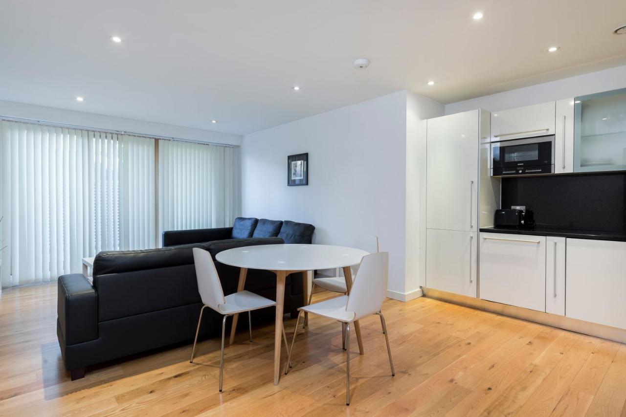 East Croydon Apartments - Just 3 Mins Walk To East Croydon Station Bagian luar foto