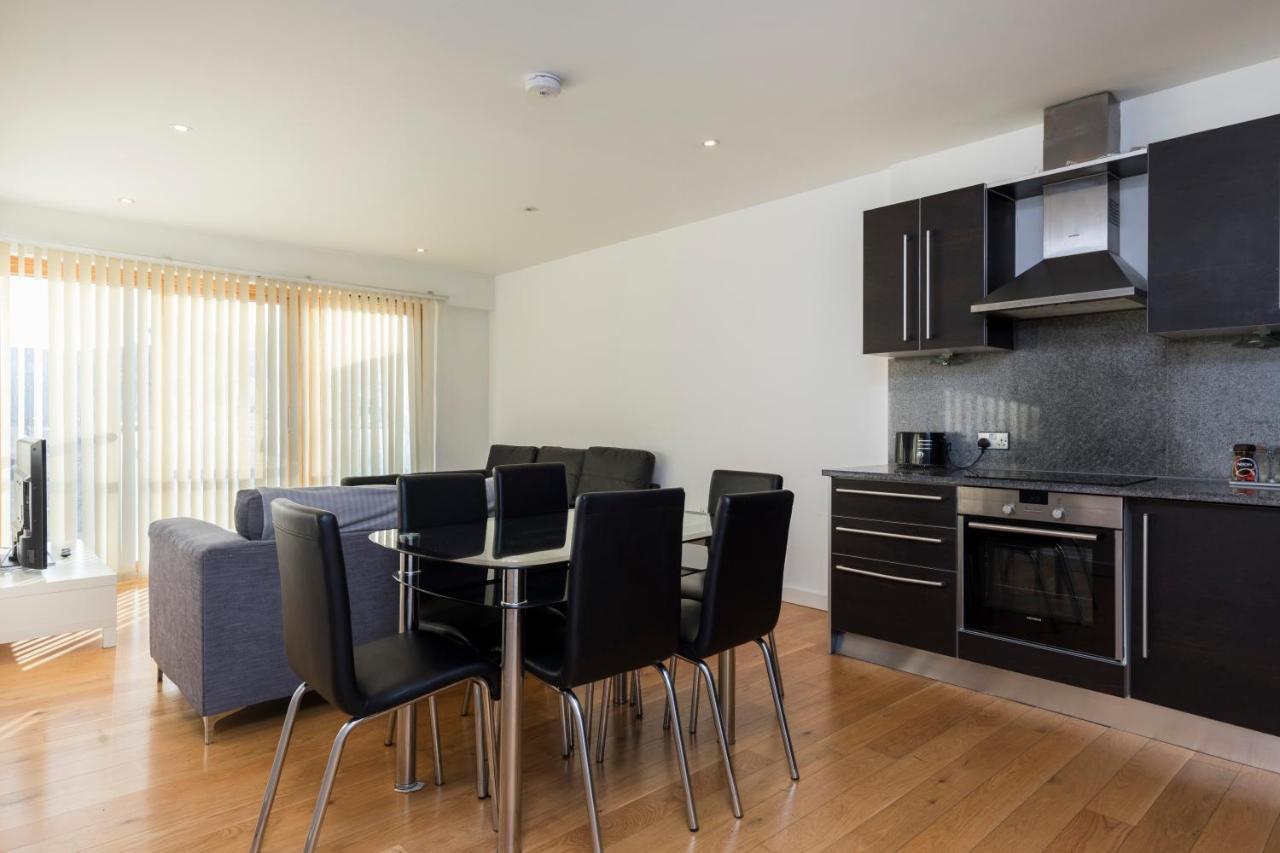 East Croydon Apartments - Just 3 Mins Walk To East Croydon Station Bagian luar foto