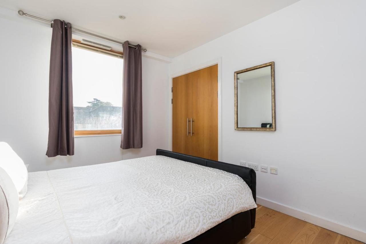 East Croydon Apartments - Just 3 Mins Walk To East Croydon Station Bagian luar foto